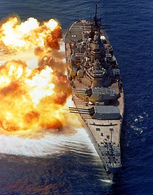 Pederasta sprawcą wybuchu na pancerniku USS 'Iowa'