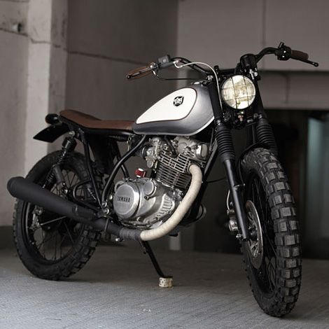 yamaha_sr250_1_zpswr6eo9oy.jpg