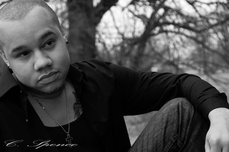 http://i1248.photobucket.com/albums/hh488/alizeus83/IMG_3705-Edit-Copy_zps55b92942.jpg