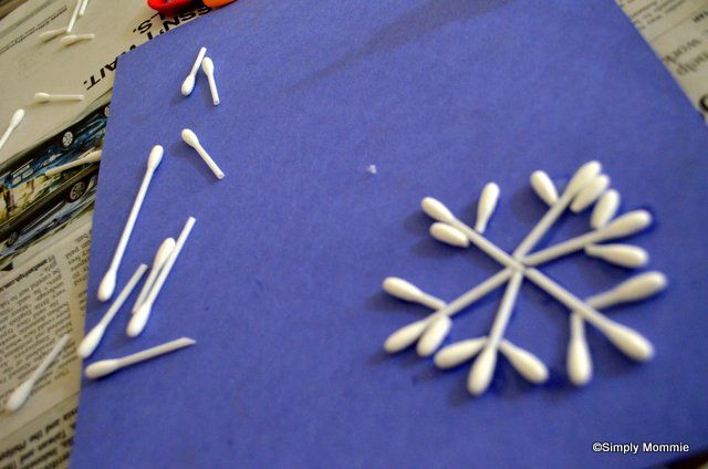 Q tip snowflake craft