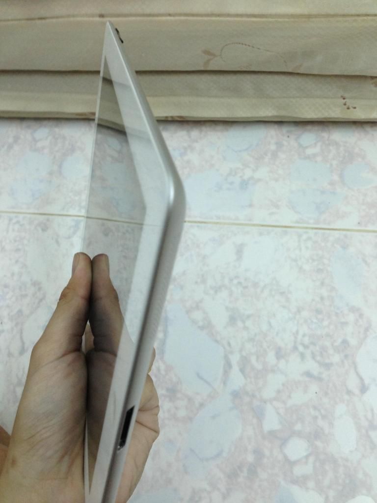 IPAD 2 16GB WIFI [ NO 3G ] trắng , like new 99% , máy bố xài chỉ để đọc báo - 2